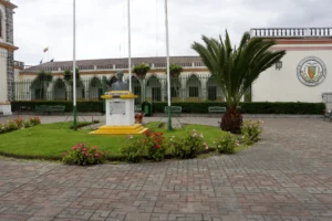 MISION VISION Y VALORES scaled